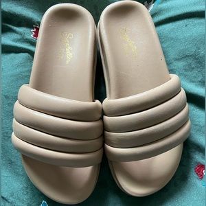 Seychelles Platform Slides - size 7